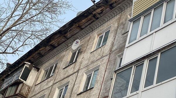 Крыша обрушилась в Петропавловске - Sputnik Казахстан