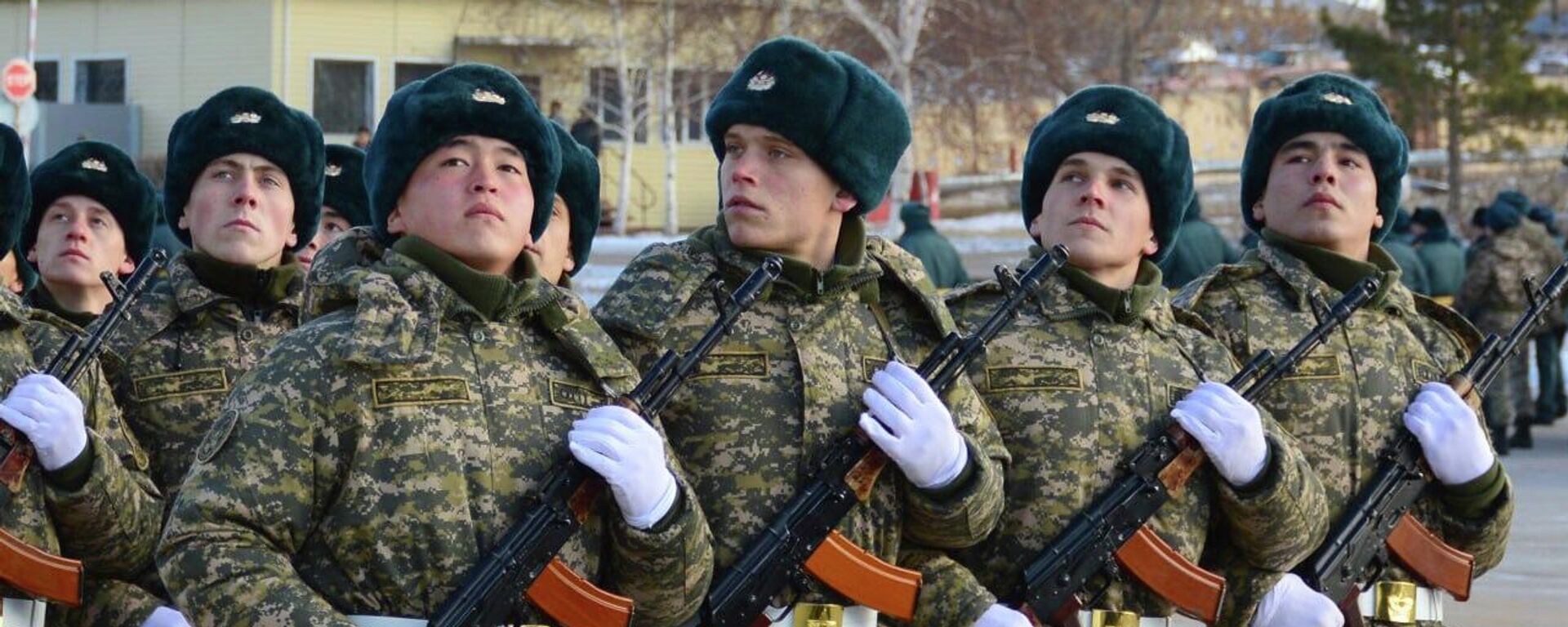 Призывники - Sputnik Казахстан, 1920, 06.12.2025