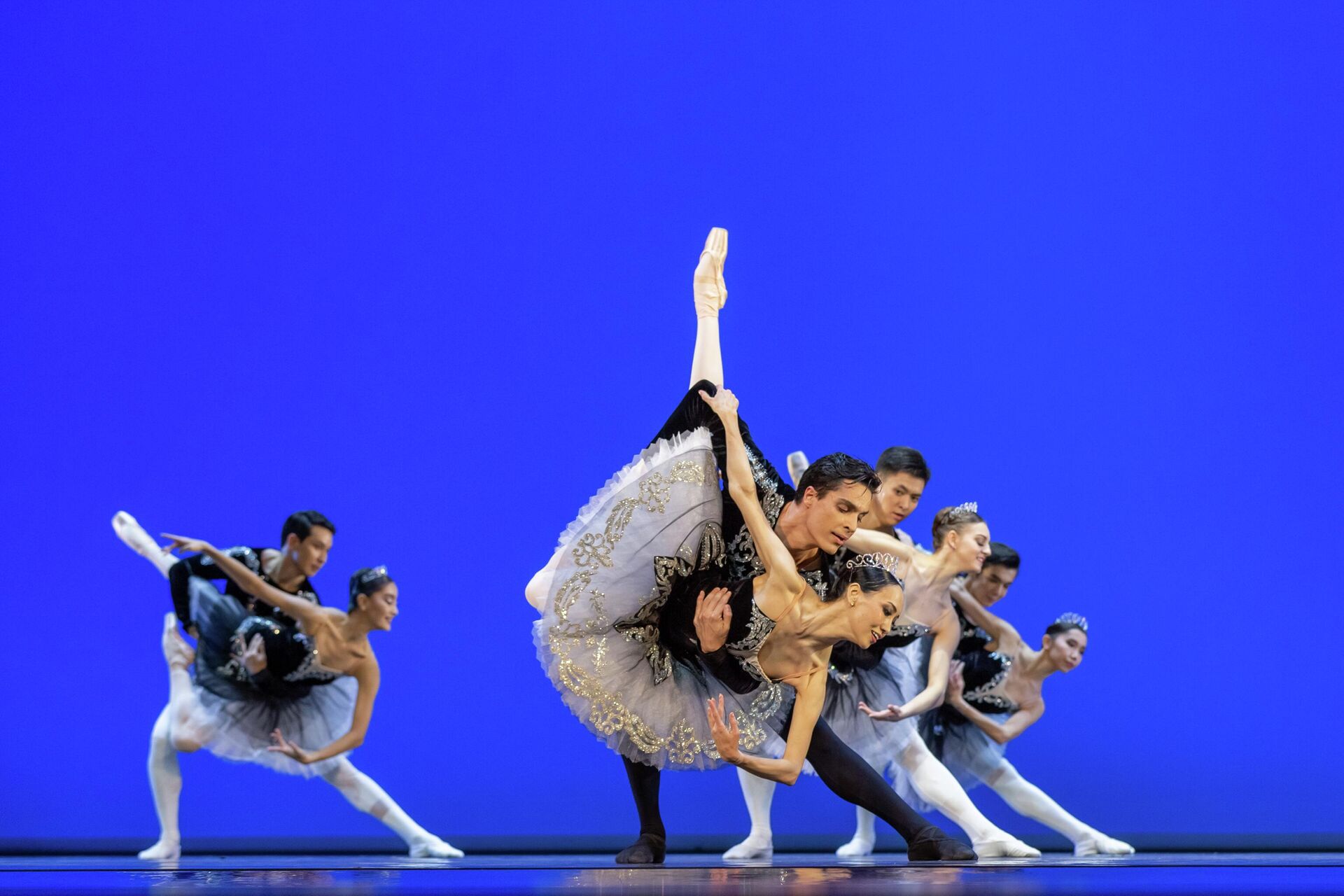 Gala Ballet, посвященный Международному женскому дню, в Астана Балет
 - Sputnik Казахстан, 1920, 01.03.2024