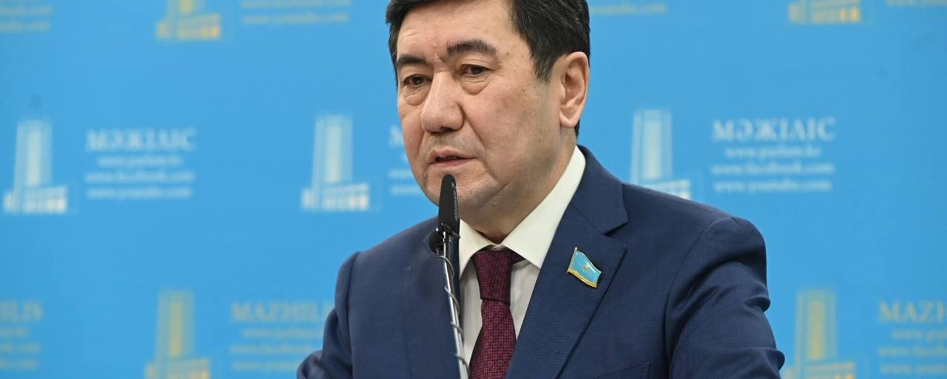 Председатель мажилиса парламента Казахстана Ерлан Кошанов - Sputnik Казахстан, 1920, 24.03.2024