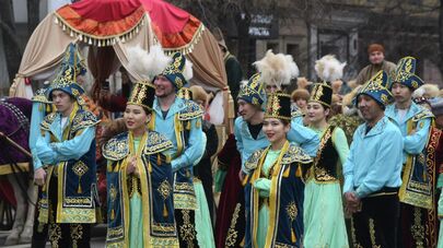 Праздничный караван "Көш. Наурыз – думан" в Алматы 