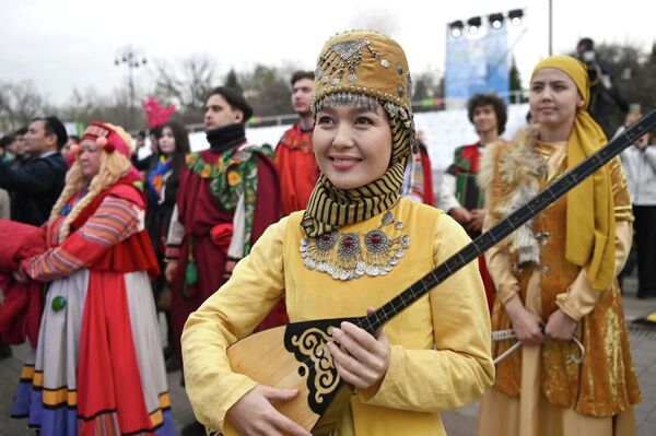 На празднике представили и национальную музыку - Sputnik Казахстан