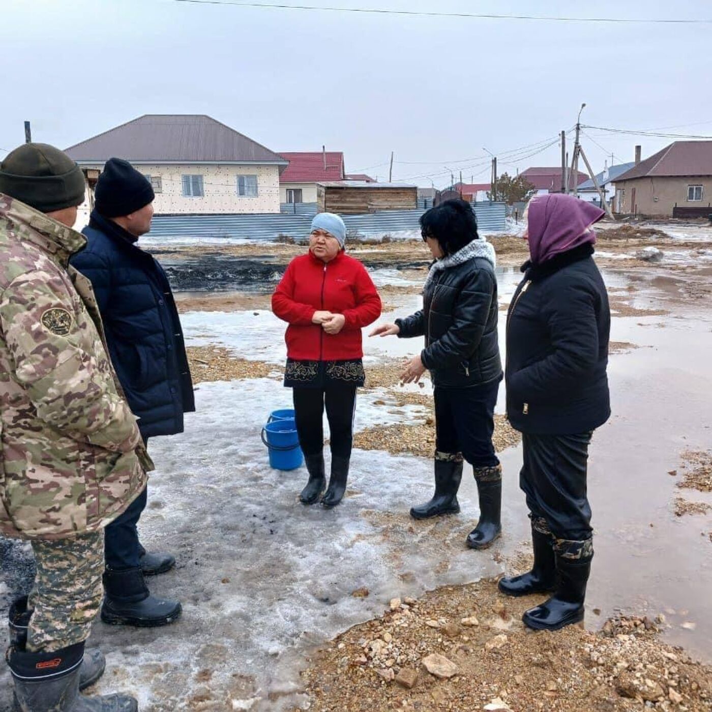 Депутаты отправились в пострадавшие от паводков регионы Казахстана -  31.03.2024, Sputnik Казахстан