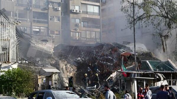 Обрушение здания иранского консульства в районе Меззе в Дамаске - Sputnik Казахстан