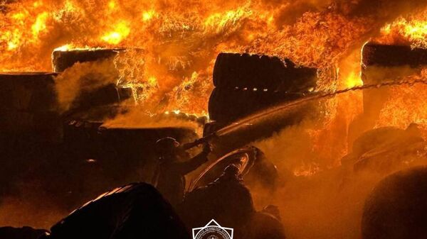 Пожар на складе шин в Астане - Sputnik Казахстан