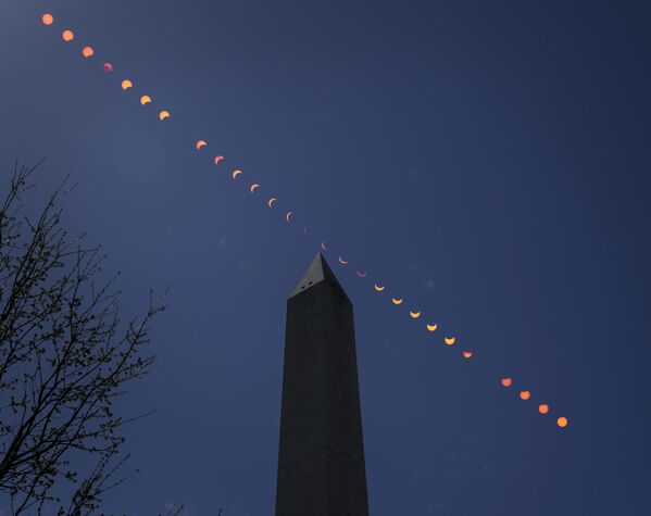 Солнечное затмение — это незабываемое явление!На фото: полное солнечное затмение в Вашингтоне. - Sputnik Казахстан