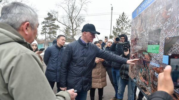 Первый вице-премьер Роман Скляр поручил срочно эвакуировать жителей Заречного в СКО - Sputnik Казахстан
