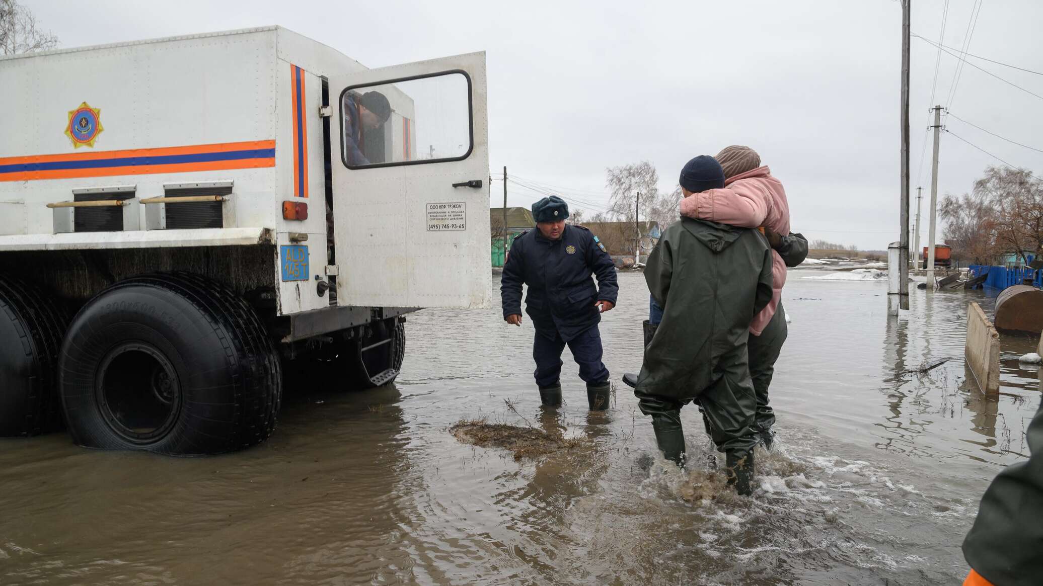 Не могли сдержать слез