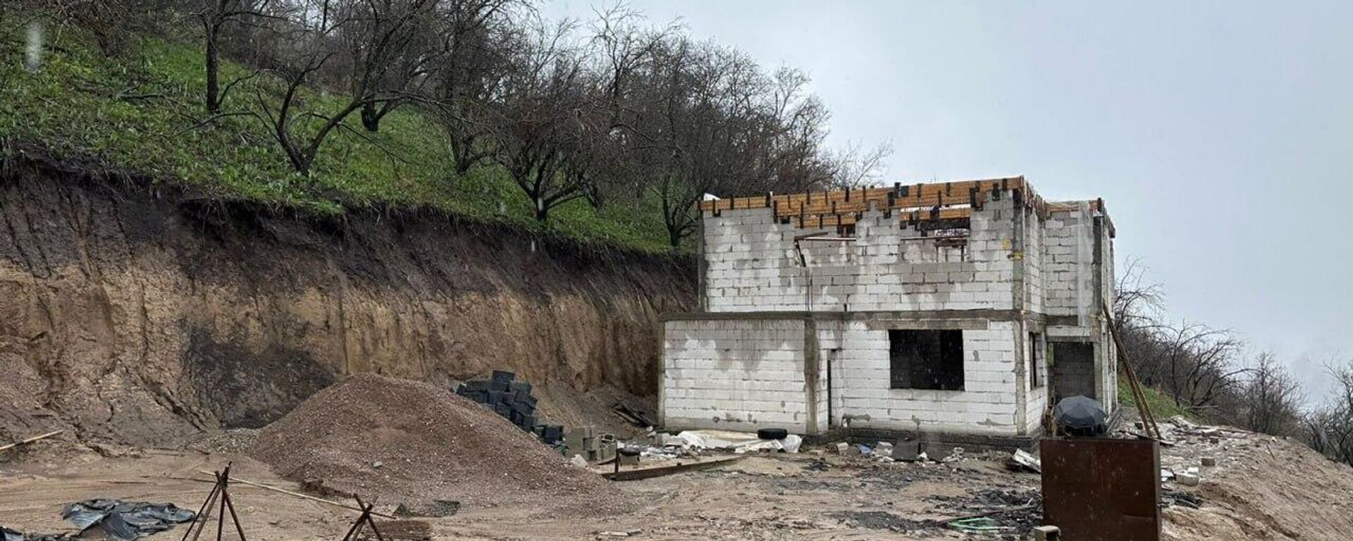 Заңсыз құрылыс - Sputnik Қазақстан, 1920, 18.12.2025