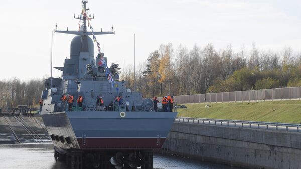 Спуск на воду малого ракетного корабля Буря в Санкт-Петербург - Sputnik Казахстан