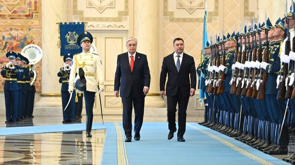В Акорде состоялась торжественная церемония встречи Президента Кыргызстана Садыра Жапарова - Sputnik Қазақстан