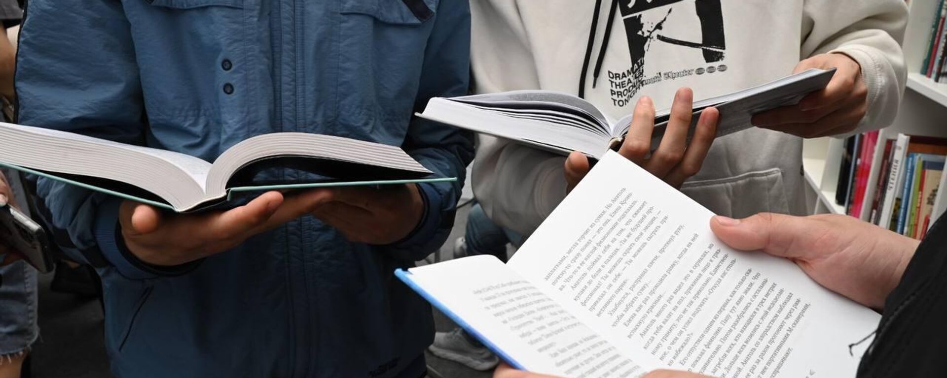 Итоги VII Евразийской международной книжной выставки-ярмарки - круглый стол - Sputnik Казахстан, 1920, 20.04.2024