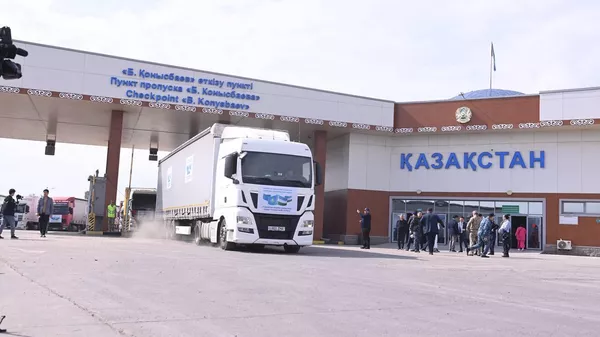 Узбекистан направил в Казахстан гуманитарную помощь - Sputnik Қазақстан