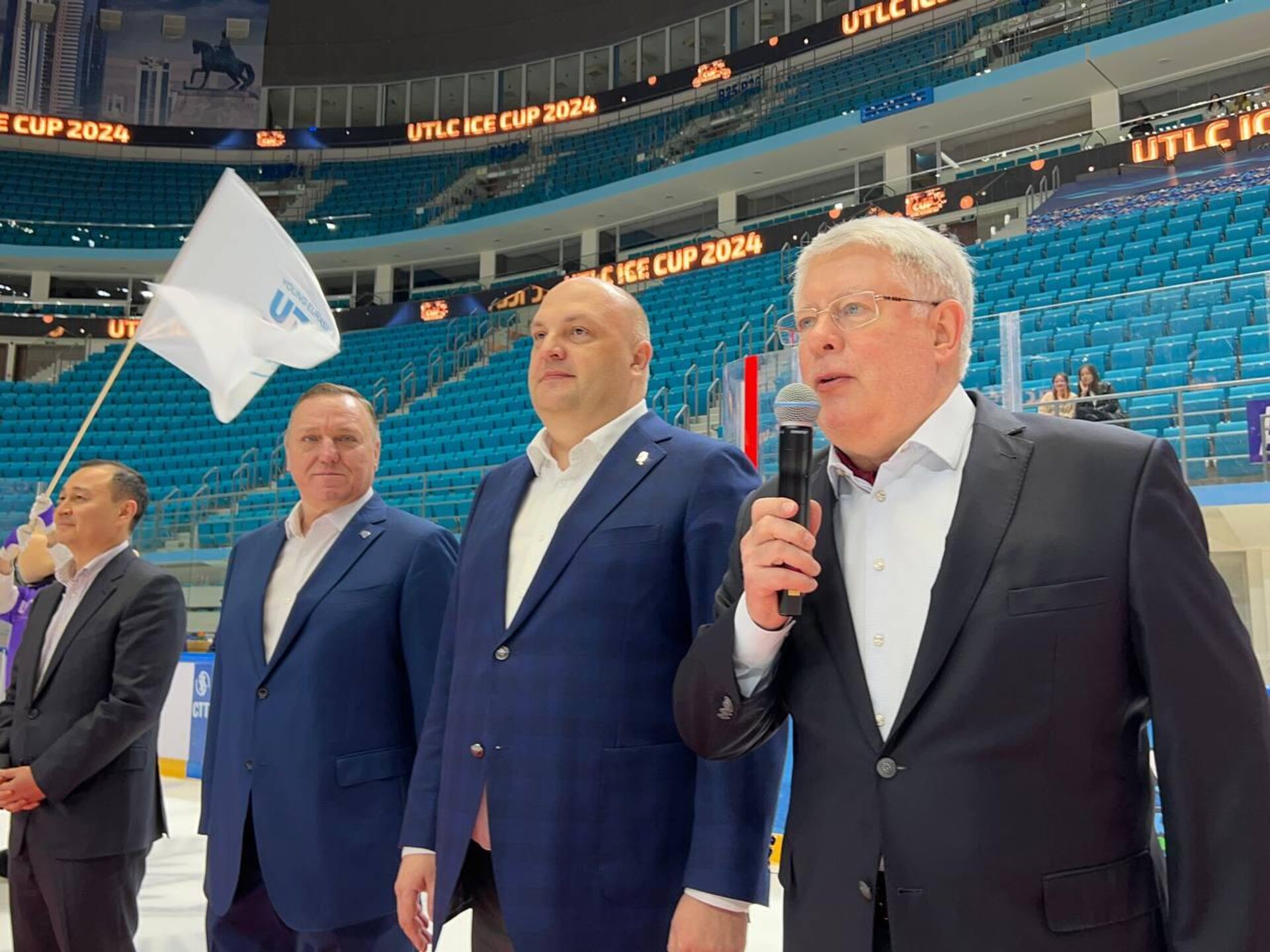  В Астане прошел финал четвертого международного юношеского турнира по хоккею UTLC ICE COUP 2024 - Sputnik Казахстан, 1920, 21.04.2024