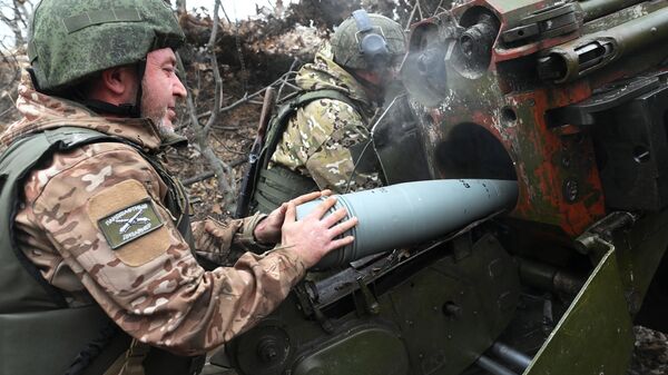 Боевая работа гаубицы Гиацинт Южной группировки войск - Sputnik Казахстан
