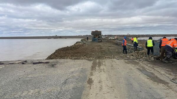 Восстановление дорог после паводков
 - Sputnik Казахстан