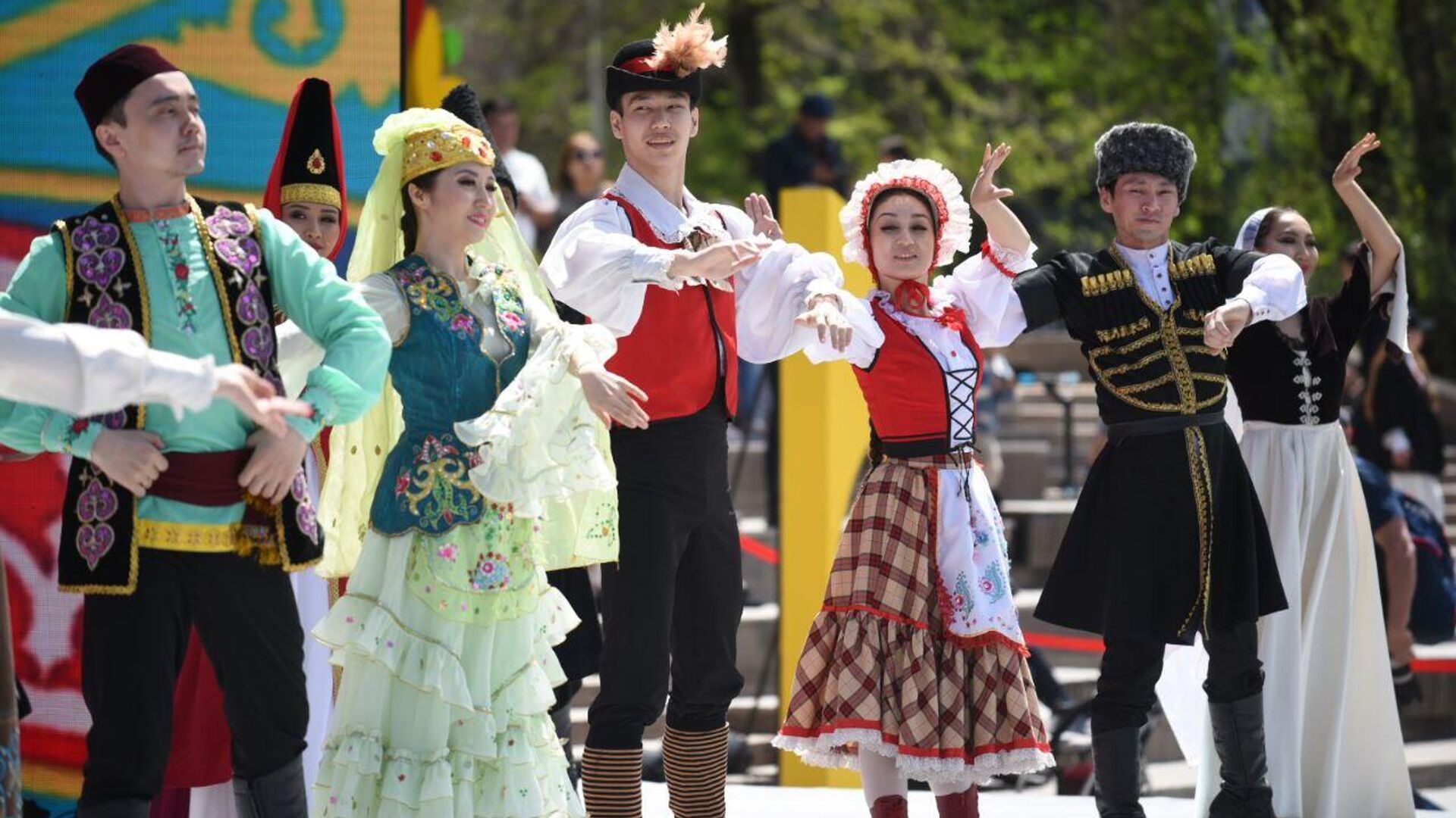 1 мая в Алматы 1 мая в Алматы - Sputnik Казахстан, 1920, 01.05.2025