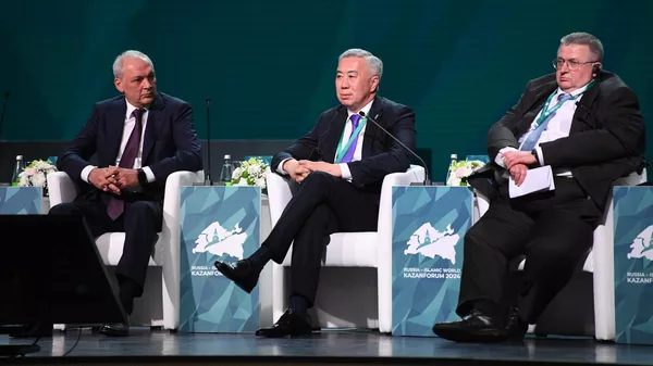 Вице-премьер Серик Жумангарин провел встречи на полях форума в Казани - Sputnik Казахстан