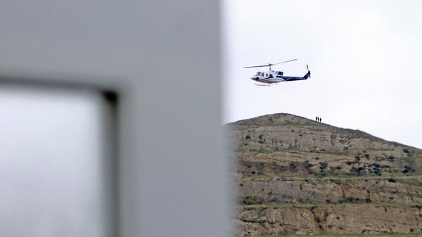 Спасатели на месте крушения вертолета президента Ирана  - Sputnik Казахстан