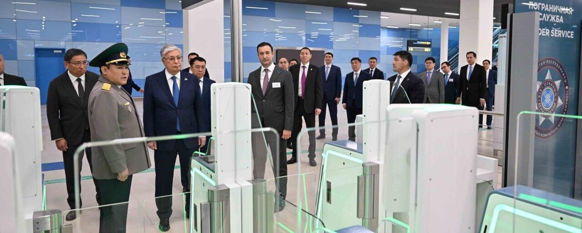 Глава государства Касым-Жомарт Токаев посетил новый международный терминал аэропорта Алматы
 - Sputnik Казахстан, 1920, 31.05.2024