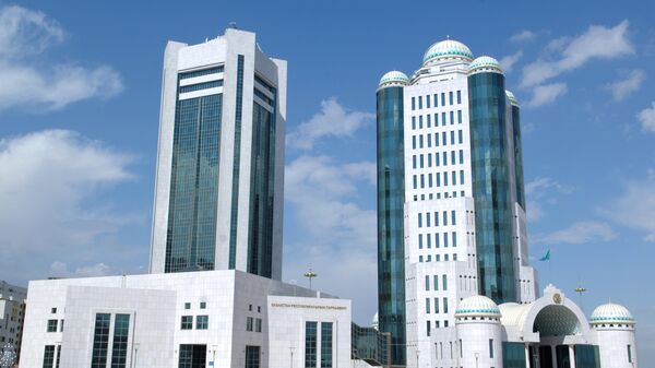 Здания мажилиса и сената парламента Казахстана  - Sputnik Казахстан