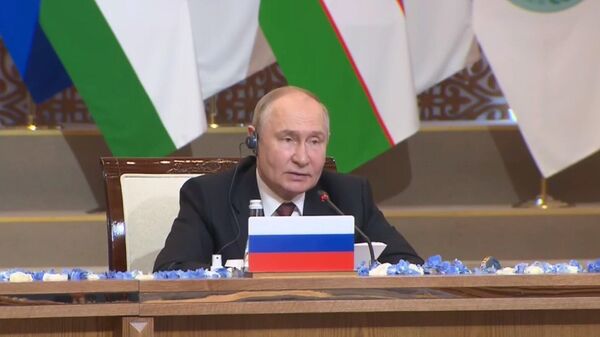 Путин выступает на саммите ШОС в Астане - Sputnik Казахстан