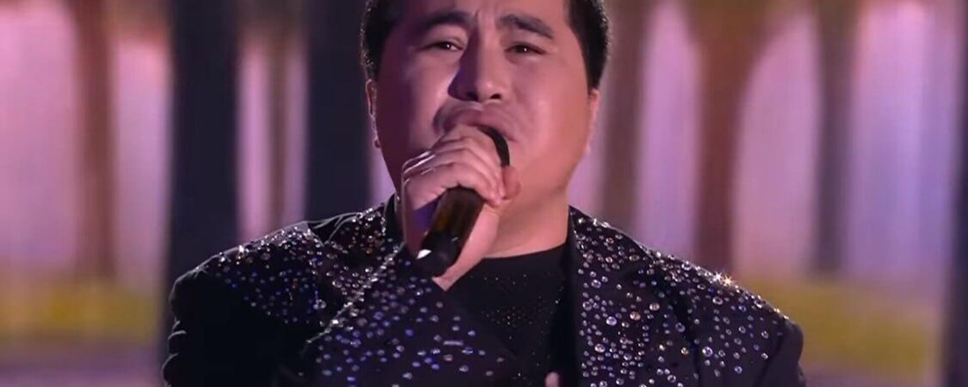 Певец Ерназар Жубан - Sputnik Қазақстан, 1920, 15.07.2024