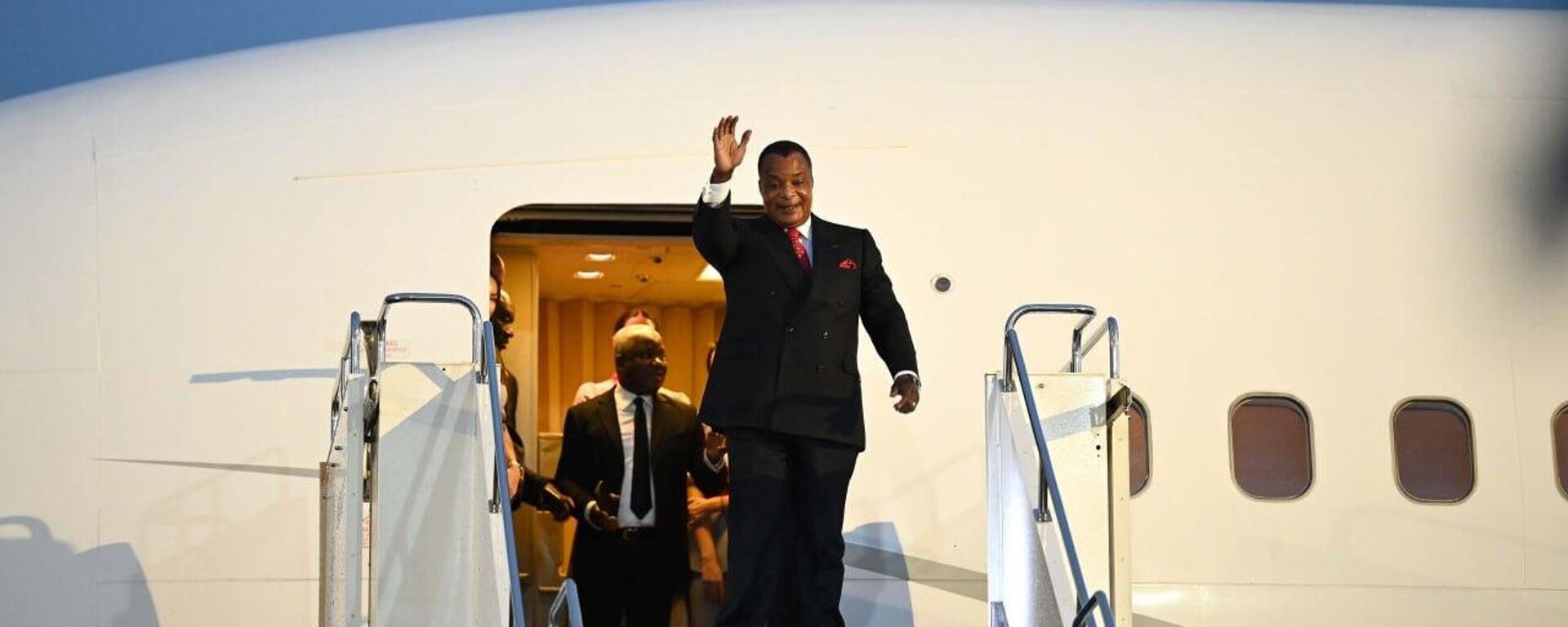 Тоқаев Конго президентін елорда әуежайынан шығарып салды - Sputnik Қазақстан, 1920, 02.08.2024