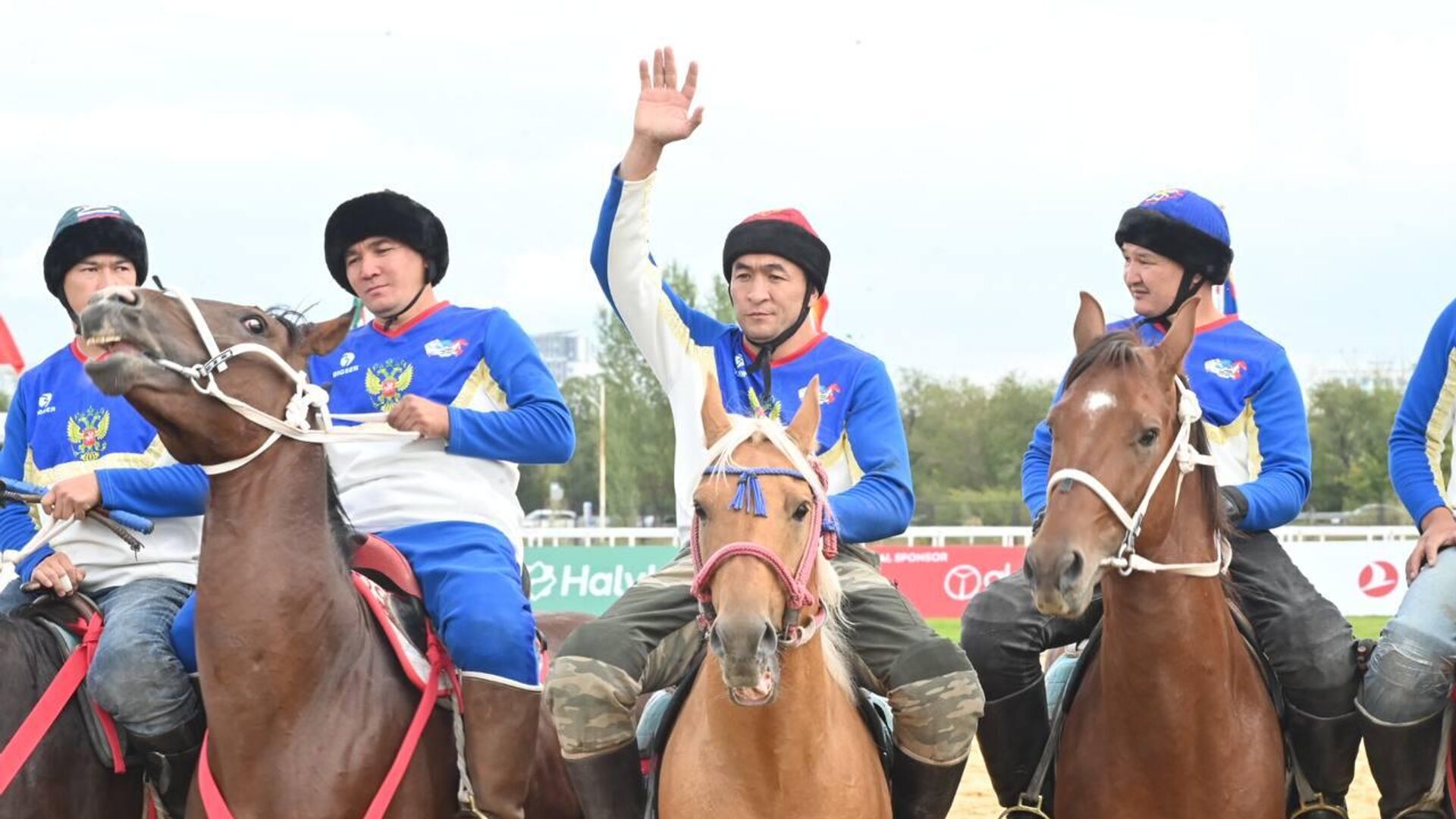 Игры кочевников в Астане. Состязания: Россия - Китай Игры кочевников в Астане. Состязания: Россия - Китай - Sputnik Казахстан, 1920, 09.09.2024