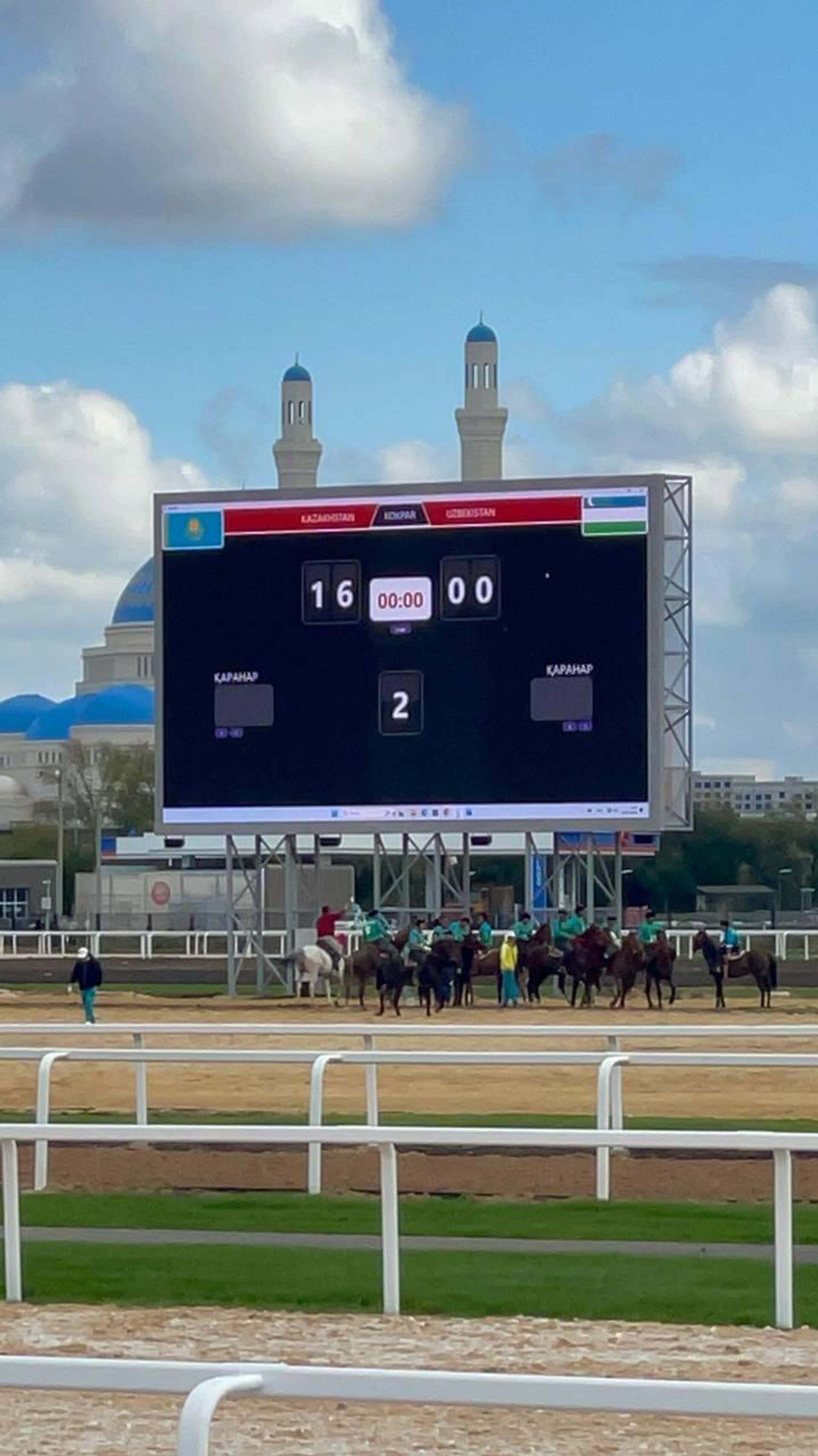 Казахстан победил Узбекистан в Кокпаре на Всемирных играх кочевников Казахстан победил Узбекистан в Кокпаре на Всемирных играх кочевников - Sputnik Казахстан, 1920, 09.09.2024