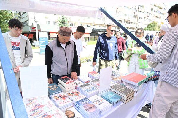 книжный фестиваль Kitap Fest Almaty  - Sputnik Казахстан