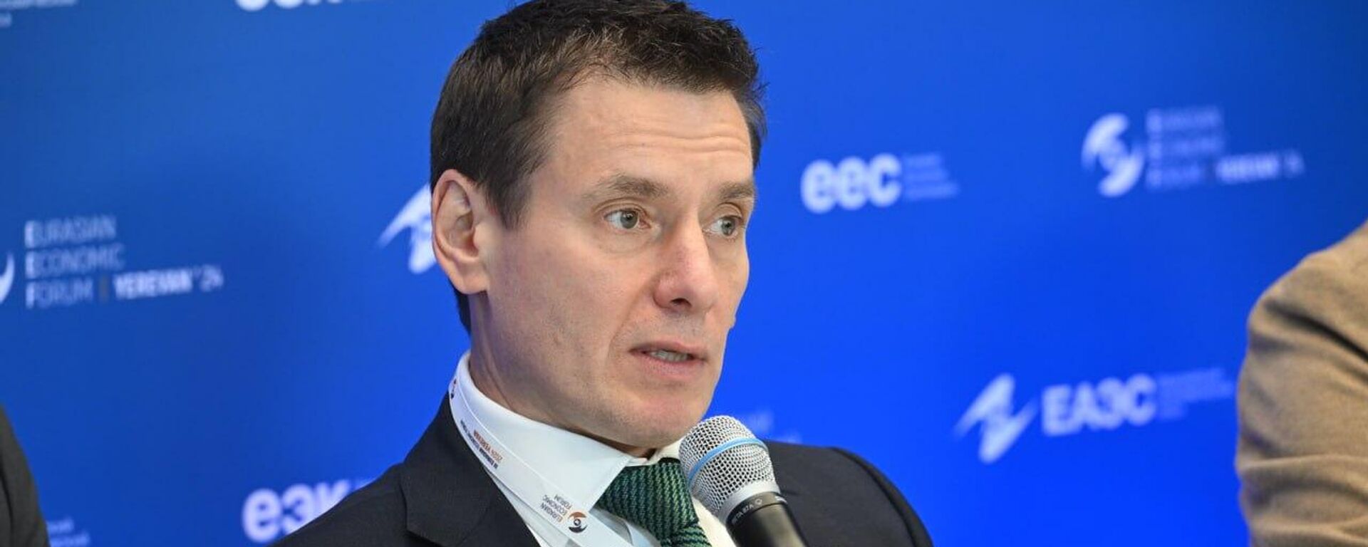 министр по торговле ЕЭК Андрей Слепнев министр по торговле ЕЭК Андрей Слепнев - Sputnik Казахстан, 1920, 23.01.2025