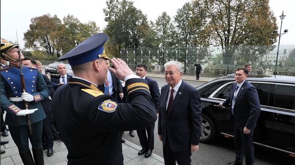 Токаев прибыл в Большой Кремлевский дворец для участия в саммите глав государств СНГ - Sputnik Казахстан