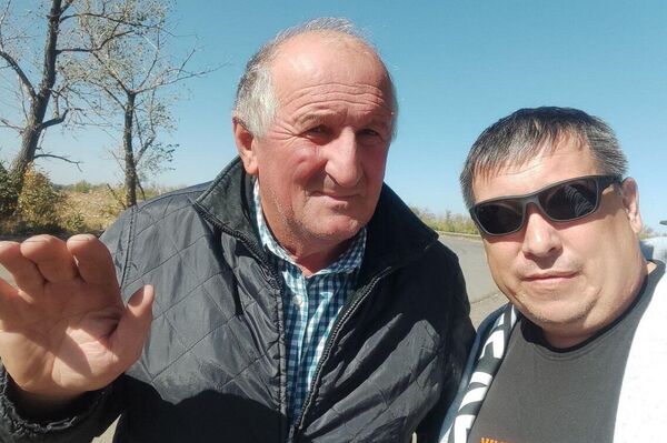 Корреспондент Александр Мироглов во время командировки в Донецк - Sputnik Казахстан