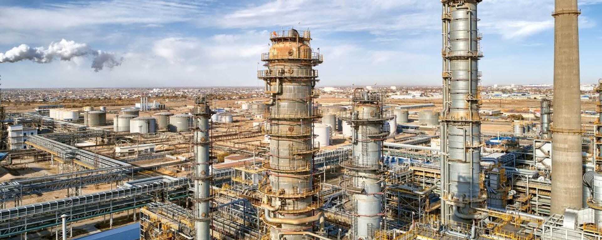 Атырауский нефтеперерабатывающий завод - Sputnik Казахстан, 1920, 14.05.2025