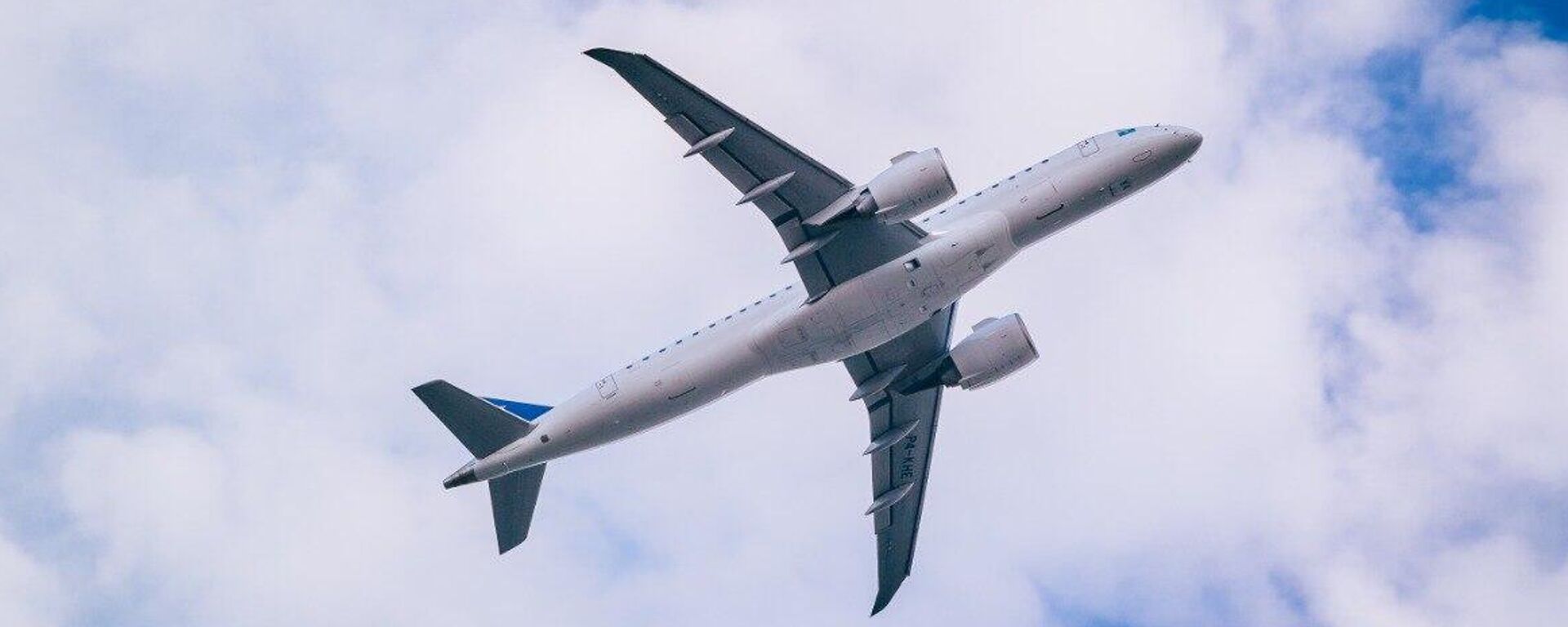 Самолет Air Astana - Sputnik Казахстан, 1920, 17.12.2025