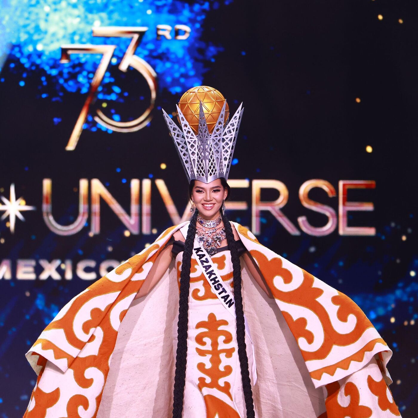 Юлия Вознесенская, актриса, жалаңаш Тәжік секс жасырылған