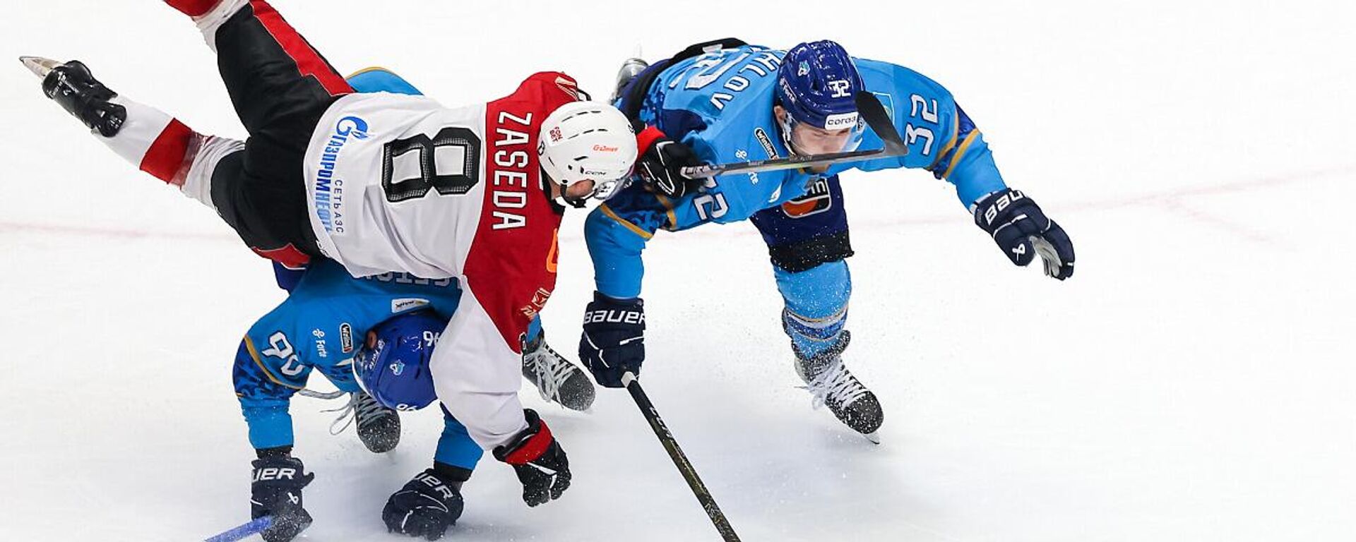 Барыс дома проиграл Авангарду  - Sputnik Казахстан, 1920, 20.12.2024