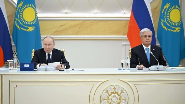 Владимир Путин поблагодарил Касым-Жомарта Токаева за приглашение и оказанное внимание на казахской земле - Sputnik Қазақстан