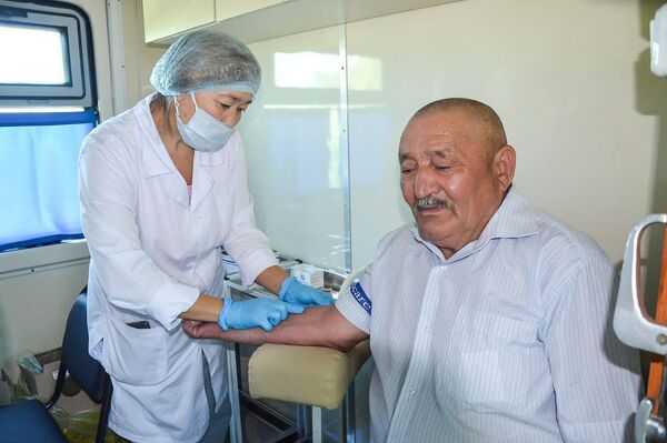 Медицинский поезд Медицинский поезд - Sputnik Казахстан