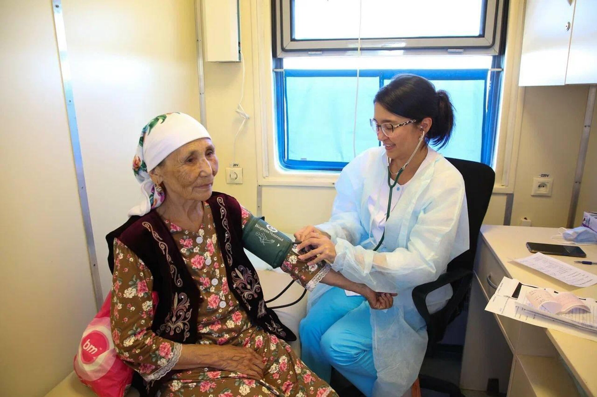 Медицинский поезд Медицинский поезд - Sputnik Казахстан, 1920, 02.12.2024