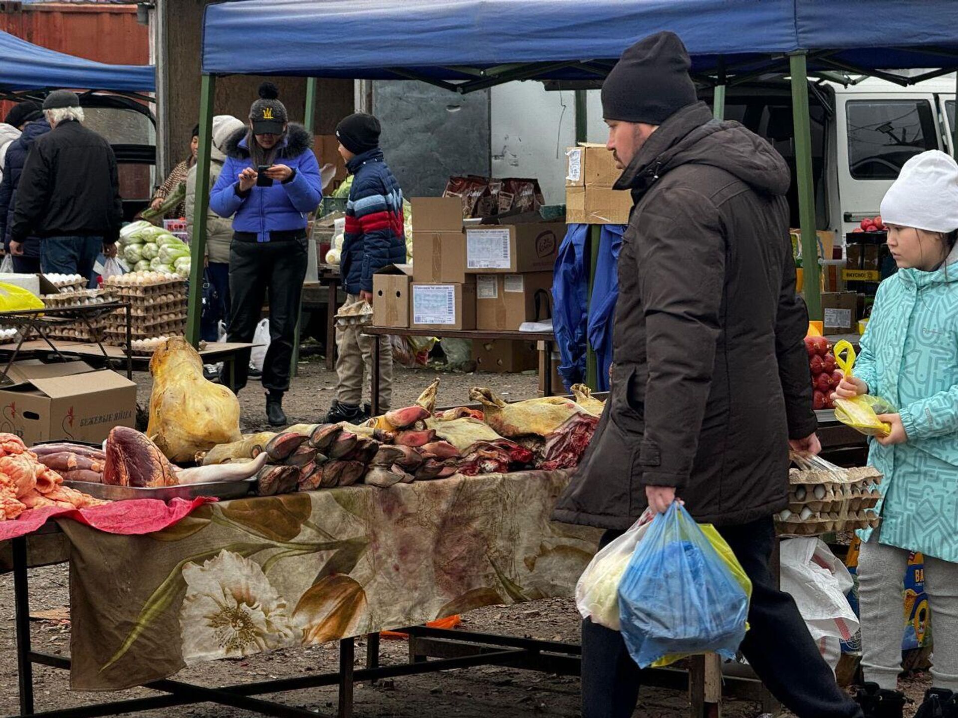 Қонаевтағы Алға базары - Sputnik Қазақстан, 1920, 04.12.2024