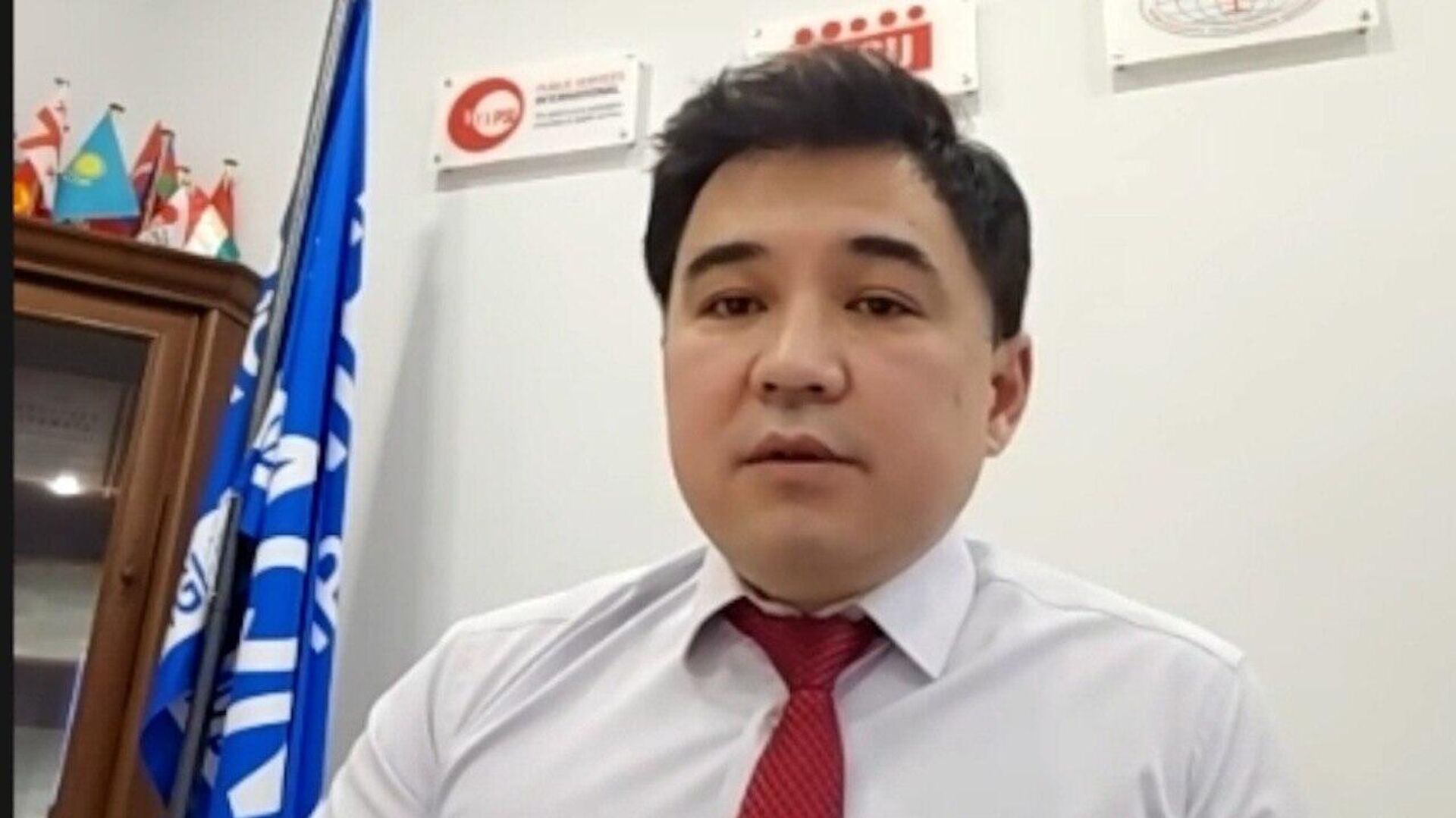 заведующий городским отделом профсоюза  AQNIET Еркебулан Буркитбаев - Sputnik Казахстан, 1920, 17.01.2025