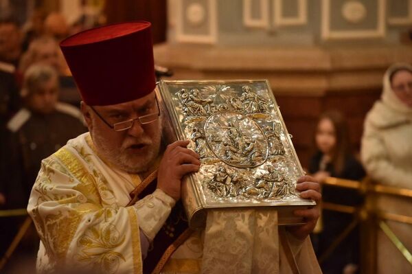 Праздничная крещенская служба в Алматы - Sputnik Казахстан