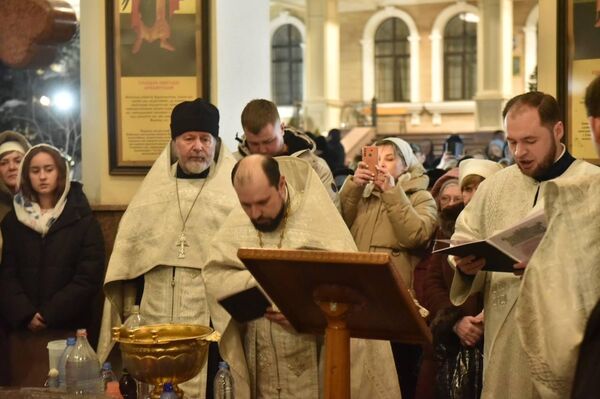 Крещение в Алматы - Sputnik Казахстан