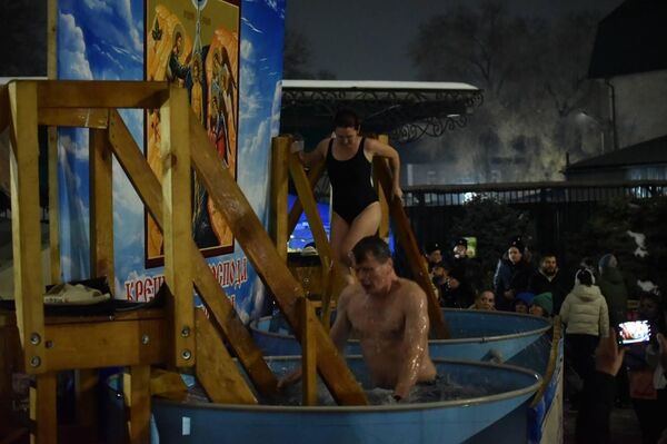 Крещение в Алматы - Sputnik Казахстан