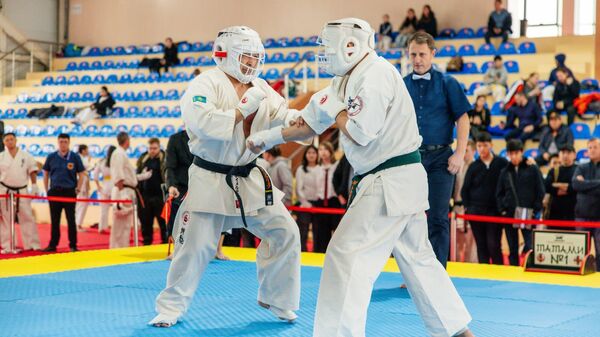 В алматинском зале SADU Arena прошел Чемпионат города по Шинкиокушинкай Каратэ, организатором которого выступила Ассоциация Боевых Искусств Окинава - Sputnik Казахстан