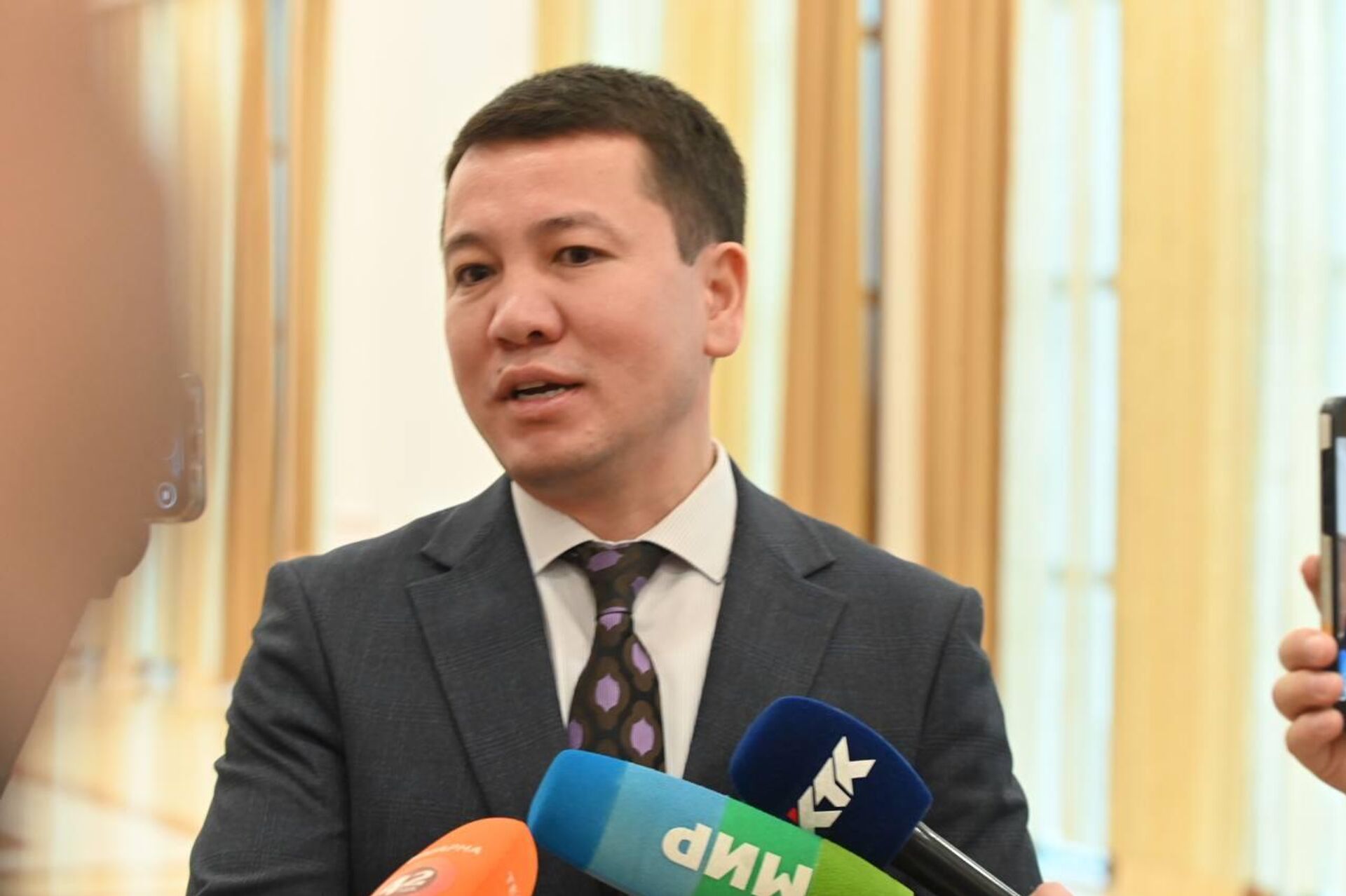 заместитель председателя Комитета торговли Минторговли Ернур Жаутиков заместитель председателя Комитета торговли Минторговли Ернур Жаутиков - Sputnik Казахстан, 1920, 21.01.2025