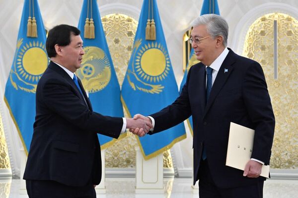 Токаев принял верительные грамоты у послов - Sputnik Казахстан