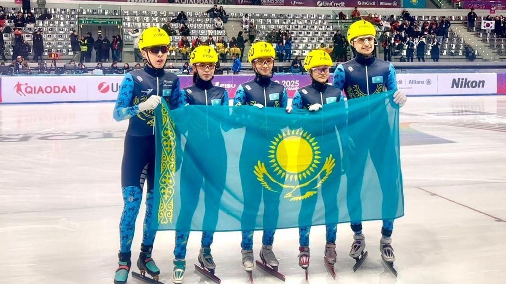 Команда Казахстана по шорт-треку стала бронзовым призером Универсиады -2025 в Турине в смешанной эстафете на дистанции 2000 метров - Sputnik Казахстан, 1920, 23.01.2025